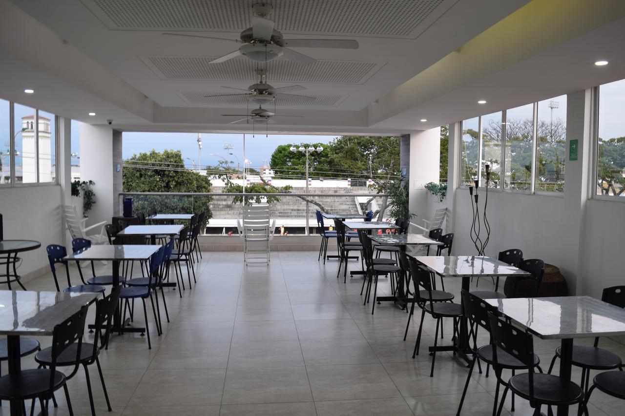Hotel Travelers Sport كالي المظهر الخارجي الصورة